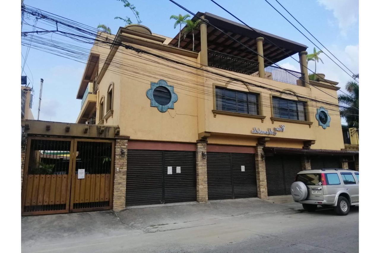 Reddoorz At Casa Marabella Villamonte Bacolod City Buitenkant foto
