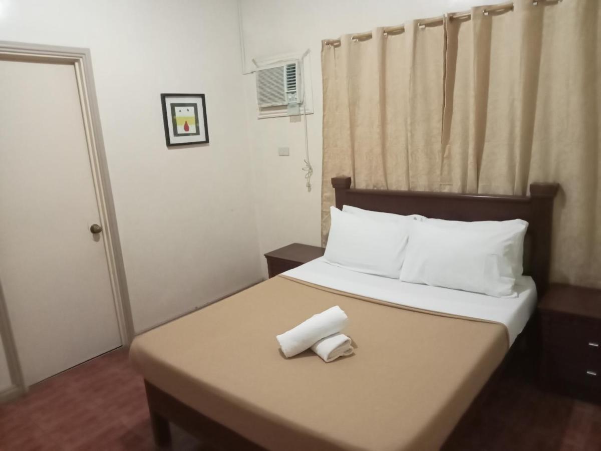 Reddoorz At Casa Marabella Villamonte Bacolod City Buitenkant foto